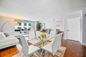 Luxe 1 BDR • 32th Floor • Brickell • Ocean Views